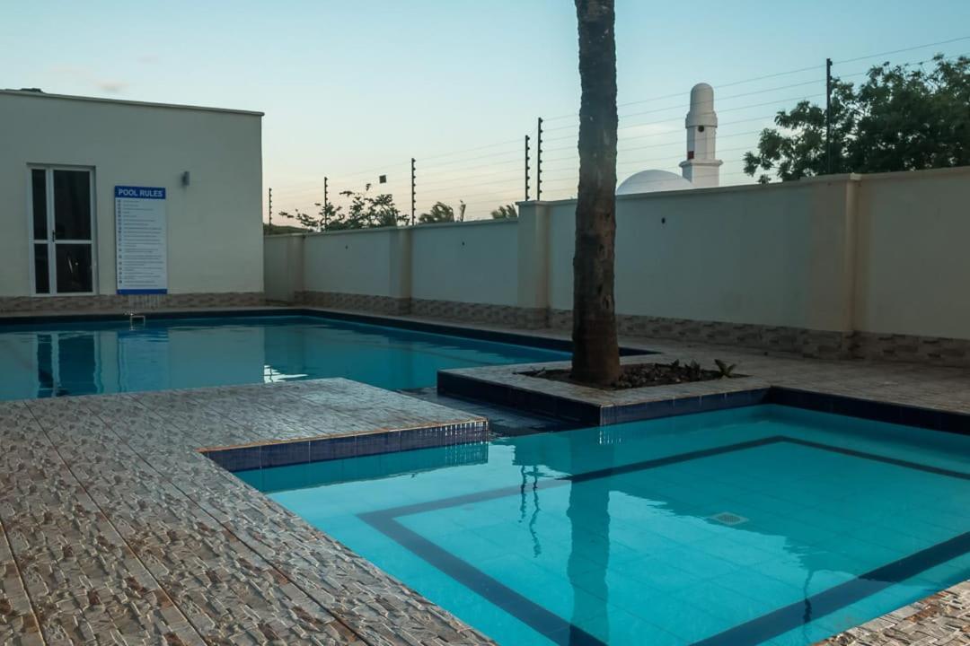 Lux Suites Nyali Luxury Apartments Mombasa Exterior foto